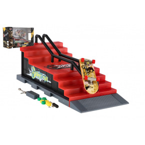 Teddies Skatepark - skateboard prstový skrutkovací s rampou plast 8cm s doplnkami v krabici 28x18x11cm