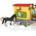 Schleich 42485 Stáj pro koně s příslušenstvím