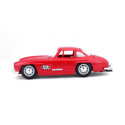 Bburago 1:24 Mercedes Benz 300SL Red