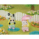 Sylvanian Families Procházka v dešti Baby Duo